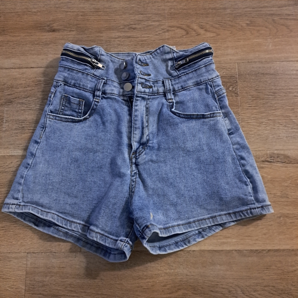 Sugar Blue Denim Jean Shorts Front Back Pockets Buttons Zipper Girl's Large